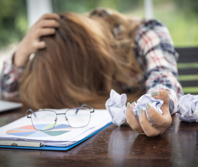 Work, School, and Bipolar Disorder: Balancing Responsibilities During Mood Episodes thumbnail