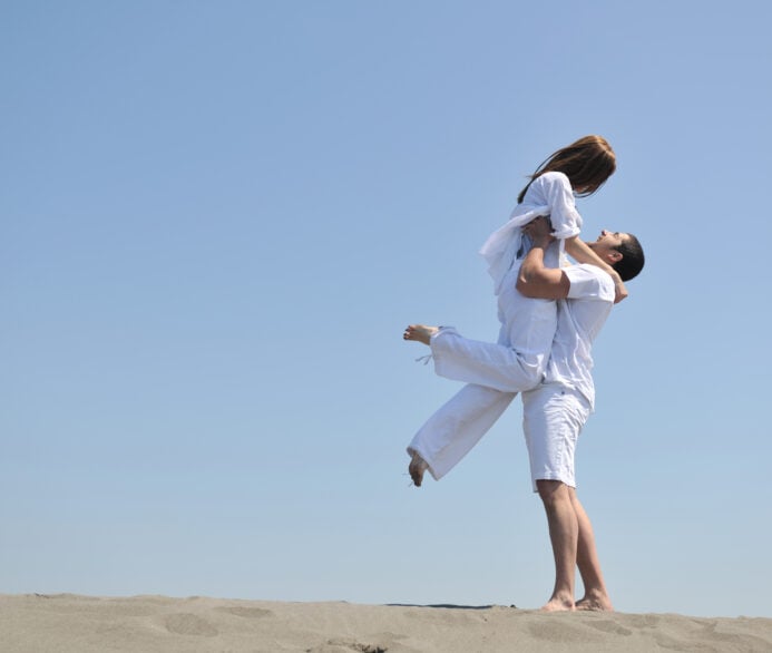 Marital and Premarital Therapy: What to Expect and How It Helps thumbnail